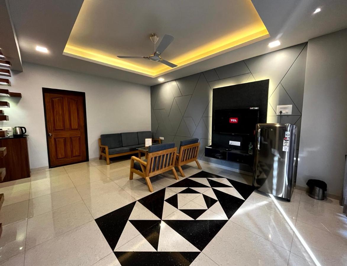 Heritage Residency - Royal Camping Club, Panhala ภายนอก รูปภาพ